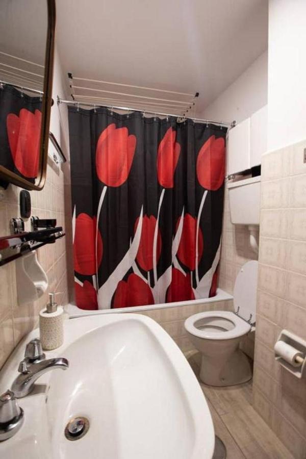 Apartmán Joivy Flat For 6, In The Historic Town Pré-Saint-Didier Exteriér fotografie