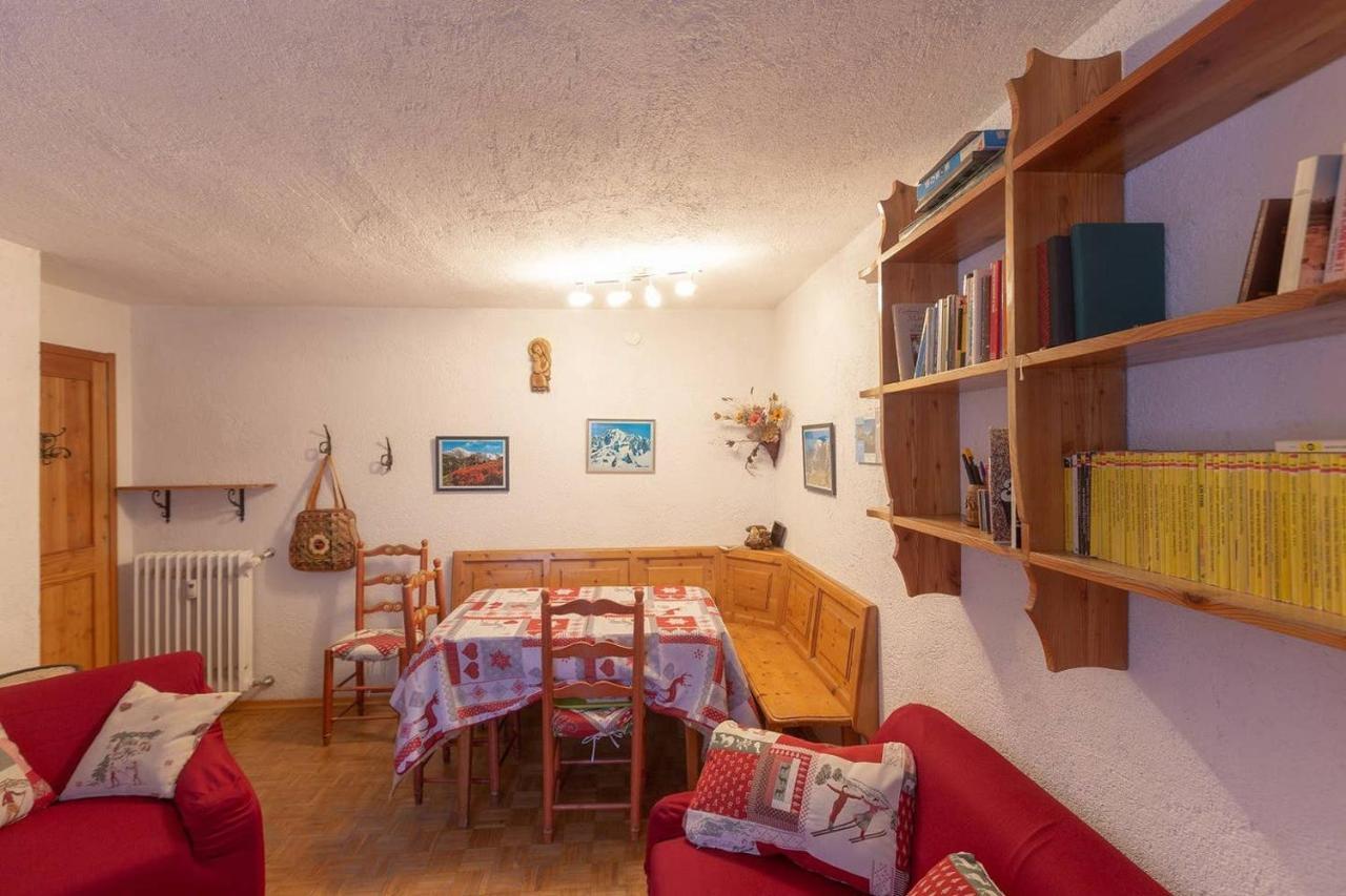 Apartmán Joivy Flat For 6, In The Historic Town Pré-Saint-Didier Exteriér fotografie